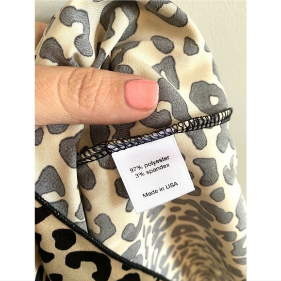 Victoria’s Secret x Knit Riot ✦ Satin Leopard Skirt ✦ Elastic Waist Mini XS NWT - Picture 11 of 13